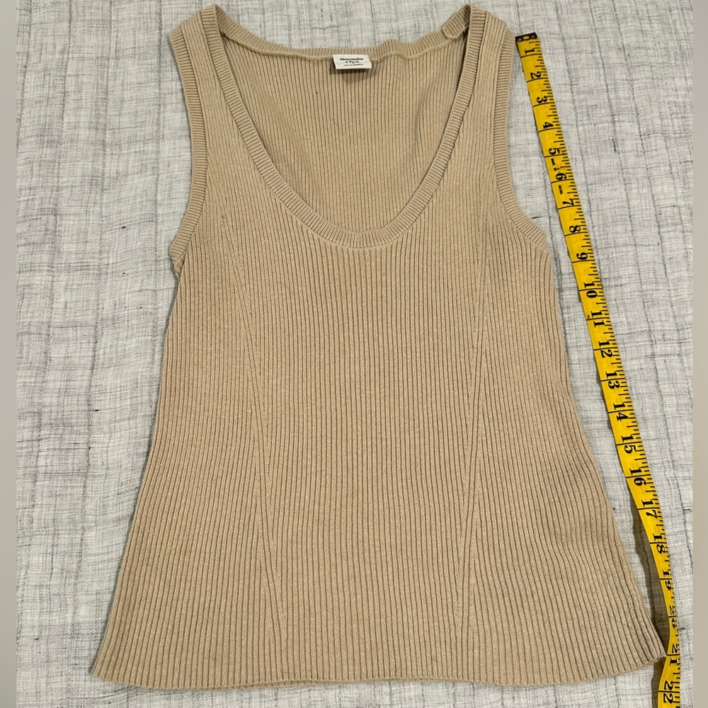 Abercrombie & Fitch Taupe Sweater Tank Size S worn once